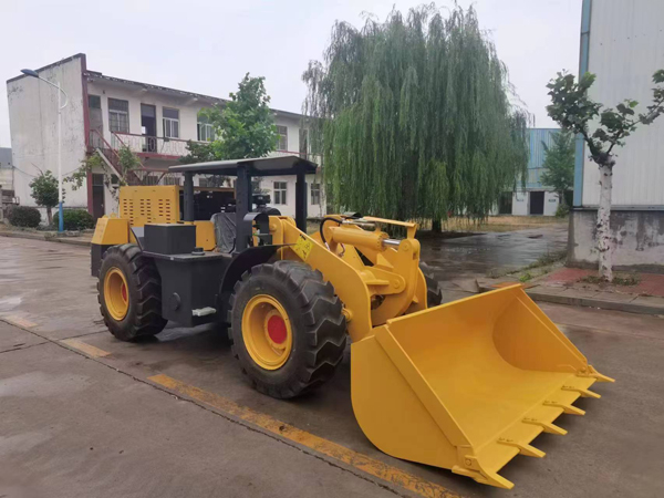 20型矿用井下装载机